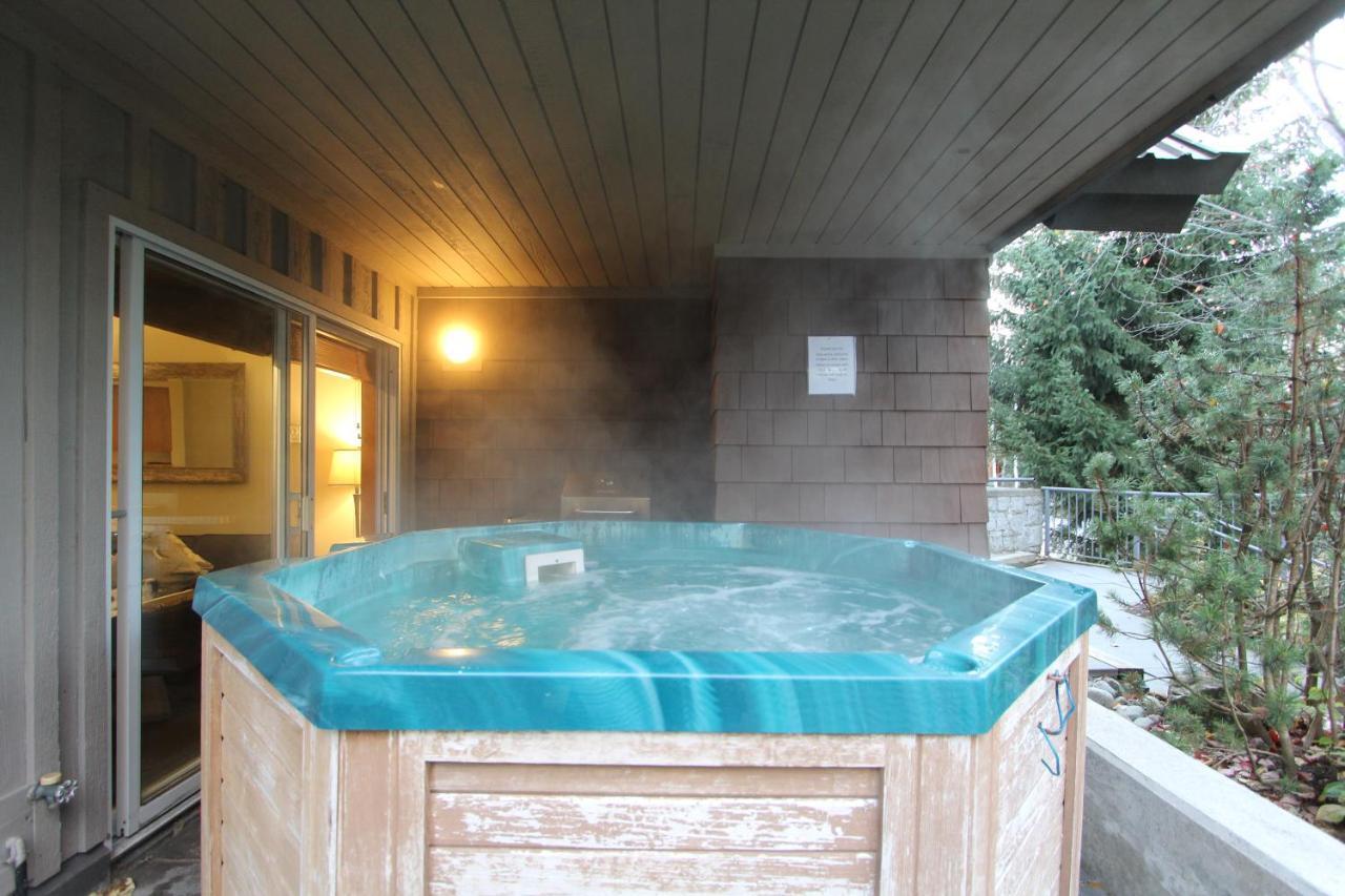 Glacier'S Reach By Whistler Retreats Extérieur photo